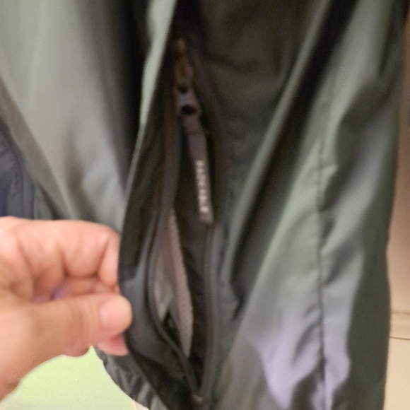 Columbia Wind Breaker Jacket - Picture 8 of 12